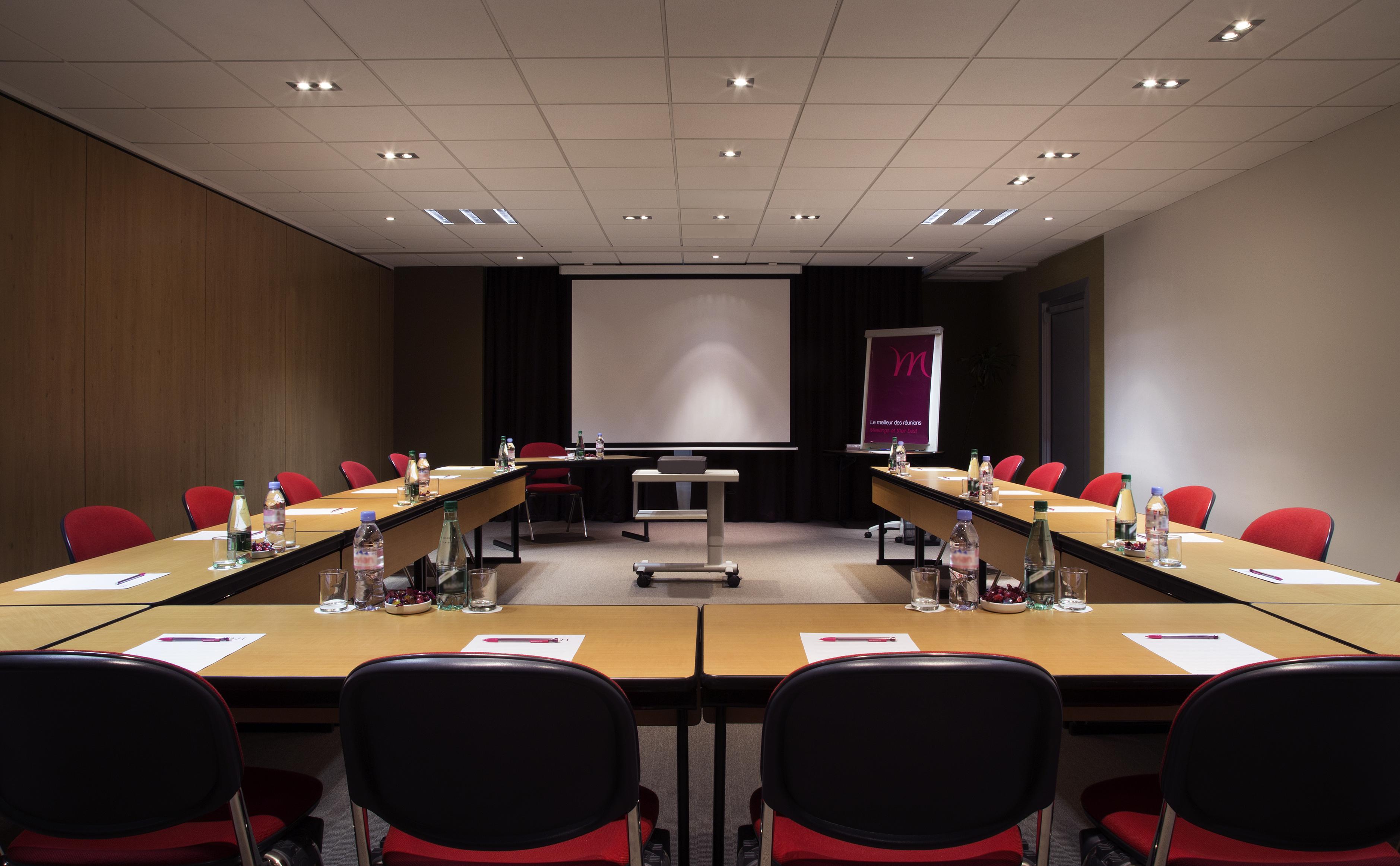 Mercure Paris Cdg 4*